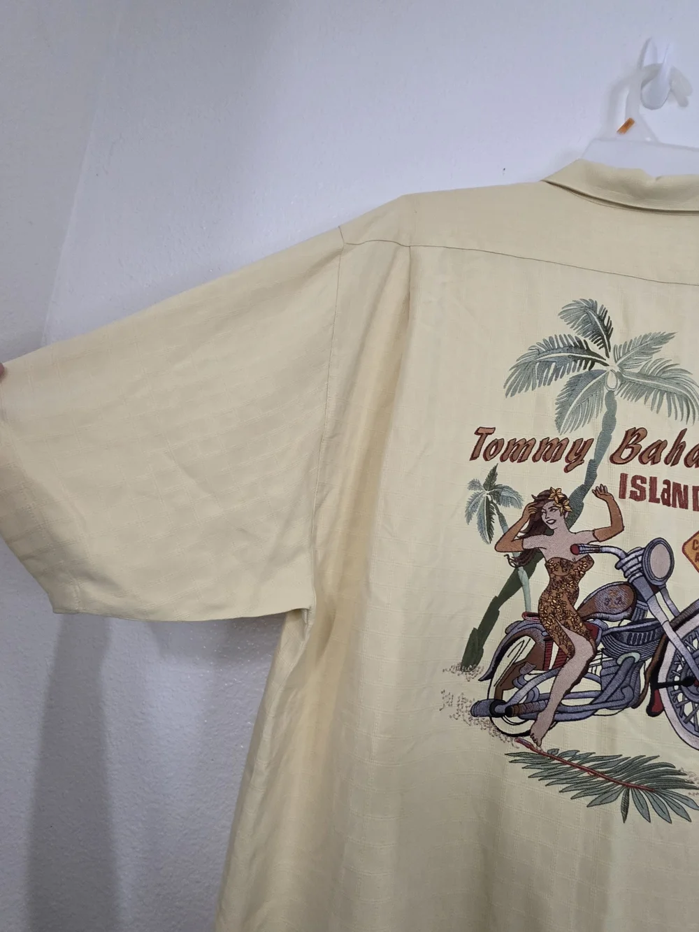 Tommy Bahama Hawaiian Shirt XL Yellow Island Rider Motorcycle Emboridered Stains